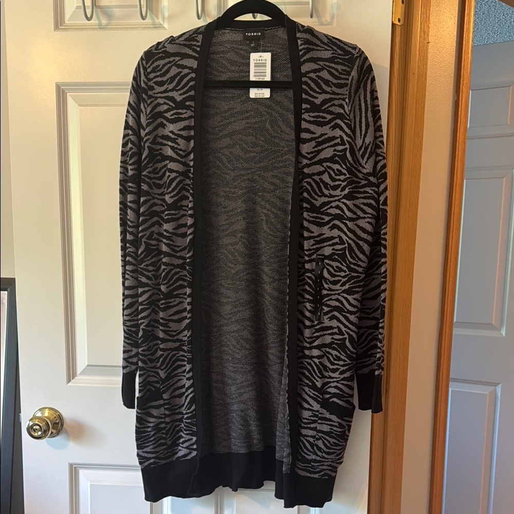 Torrid Black and Gray Knit Cardigan Sweater